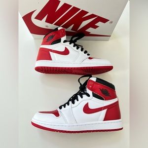 Nike Air Jordan 1 Retro High OG Heritage White University Red Black Top Sneakers